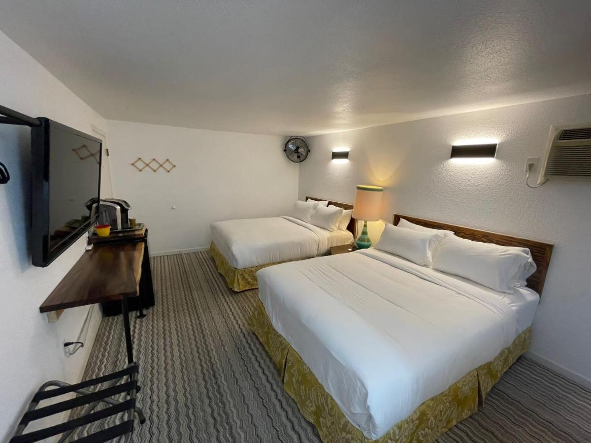 The Aztec Motel & Creative Space Seligman Exterior foto